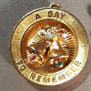 Charm "A Day to Remember"